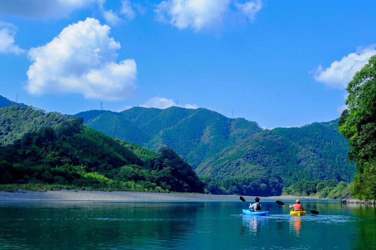 四万十川まで歩いて行ける 一棟まるっと貸し切りの宿 Gu Shimanto  Dış mekan fotoğraf
