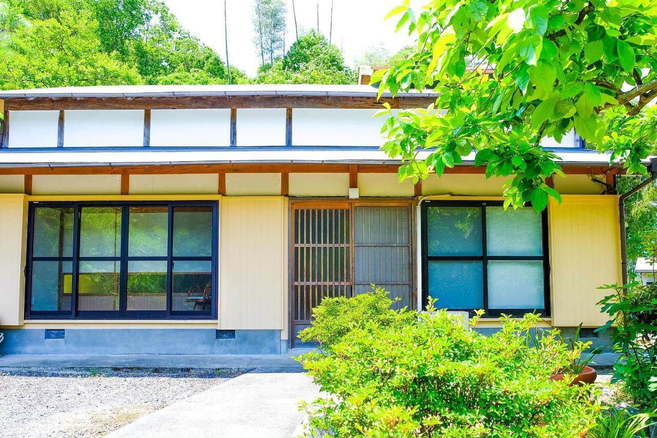 四万十川まで歩いて行ける 一棟まるっと貸し切りの宿 Gu Shimanto  Dış mekan fotoğraf
